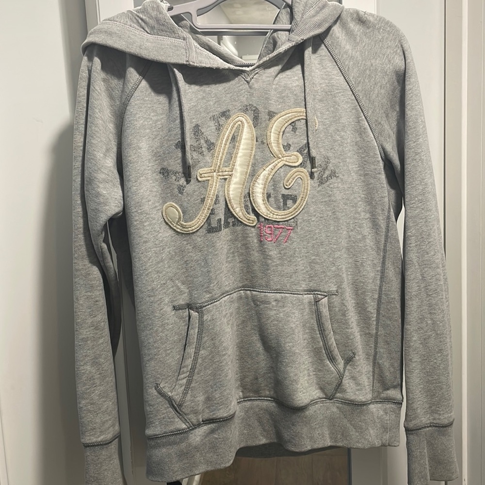 ✨✨ 3 hoodies for $20 ✨✨